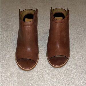 Dolce Vita Cinnamon Leather Women's Shoes